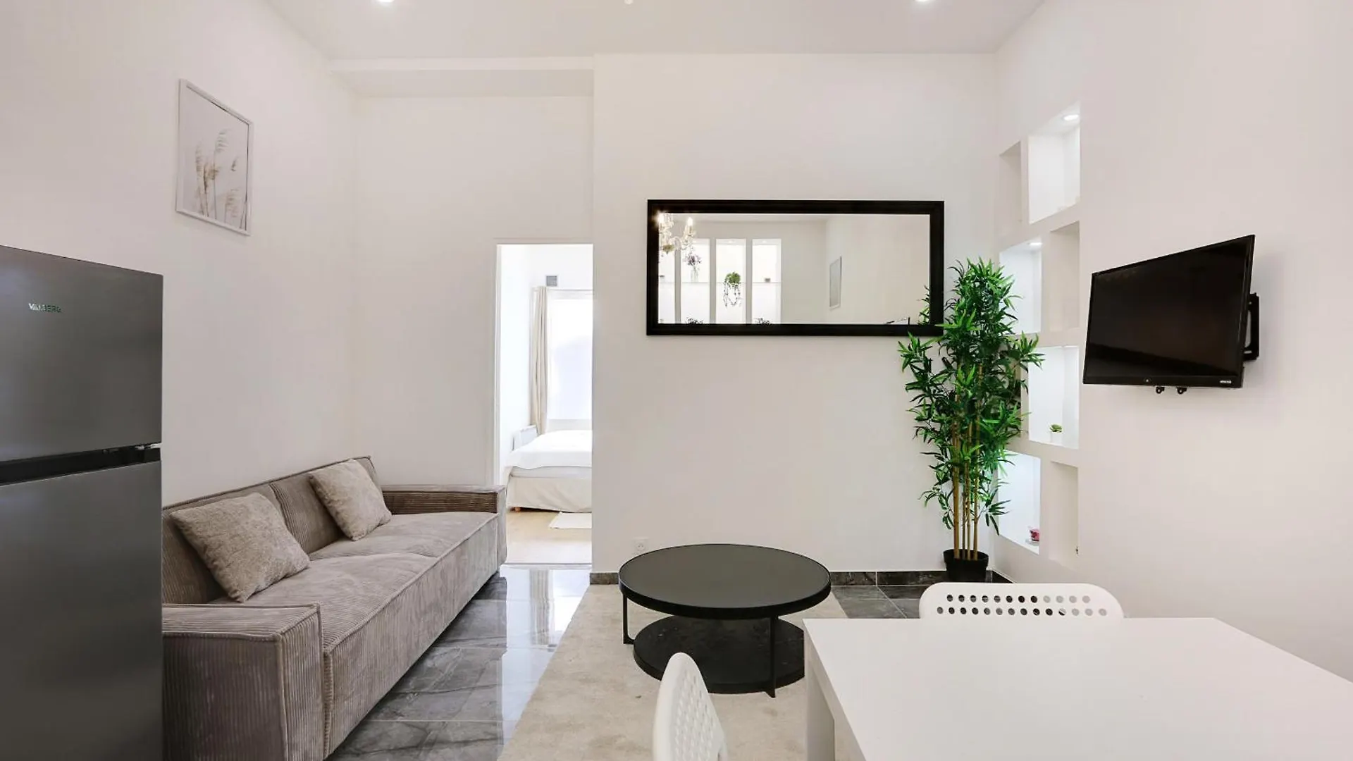 Apartment Sublime 2 Bedroom Flat In