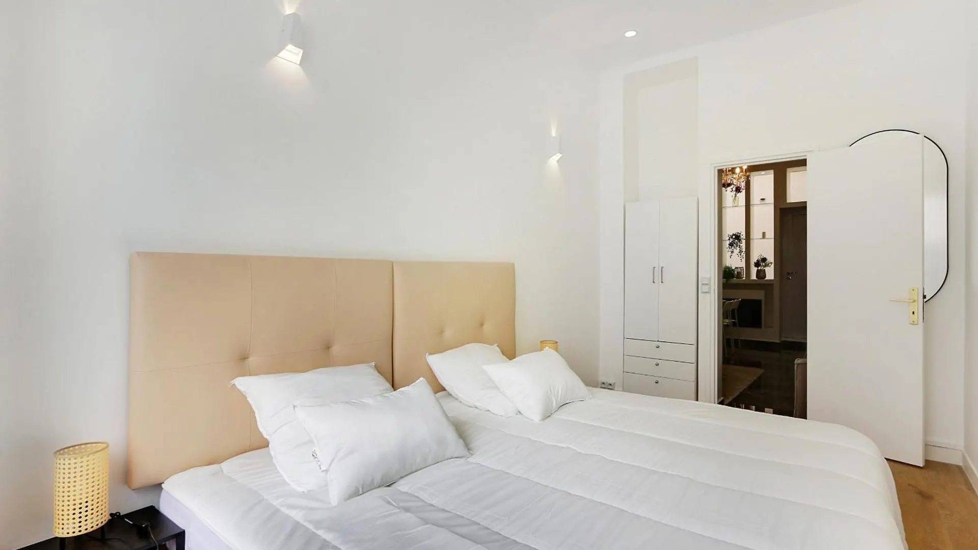 Apartment Sublime 2 Bedroom Flat In